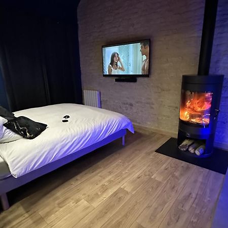 Roomandx-Loveroom-Caen-Bayeux Le Fresne-Camilly Exterior foto